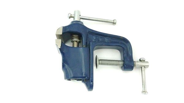 תמונה של מלחציים לשולחן 50 מ"מ+ קלמרה