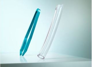 Picture of High-quality cosmetic tweezers made of aluminium with slanted tips
