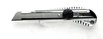 תמונה של סכין יפני רחב גוף מתכת מובחר 