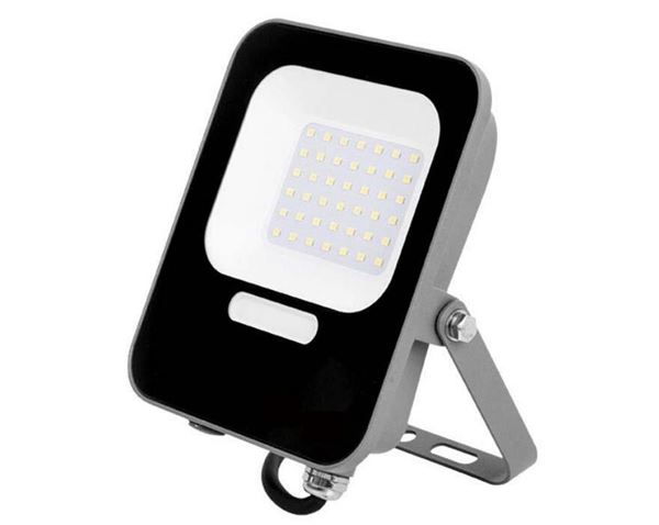 תמונה של פנס הצפה 6500k אור קר VEGA NOTE4 - הספק לבחירה