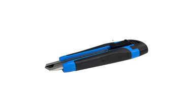 תמונה של סכין יפני 18 מ"מ עם מפסק נעילה - גומי